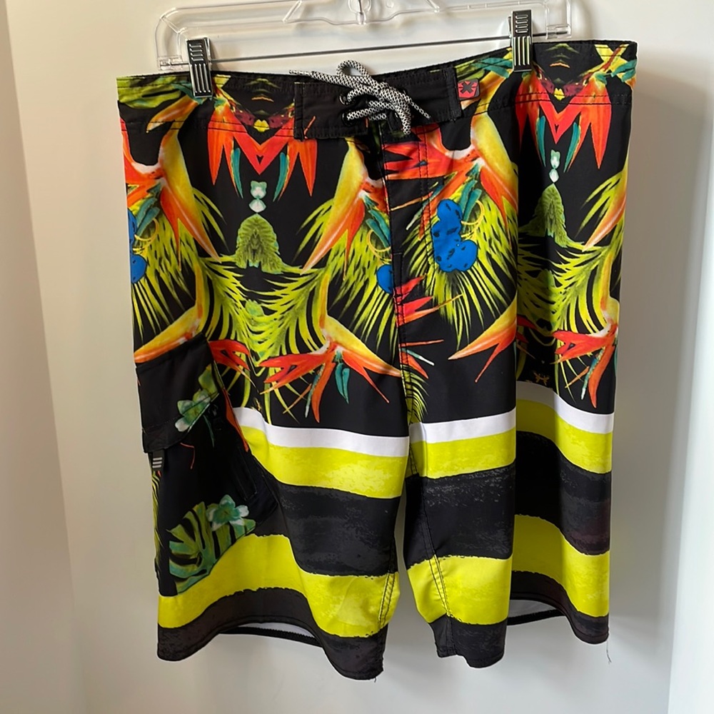 NBN Gear Men's Swim Shorts Trunks Surf Board size 34
